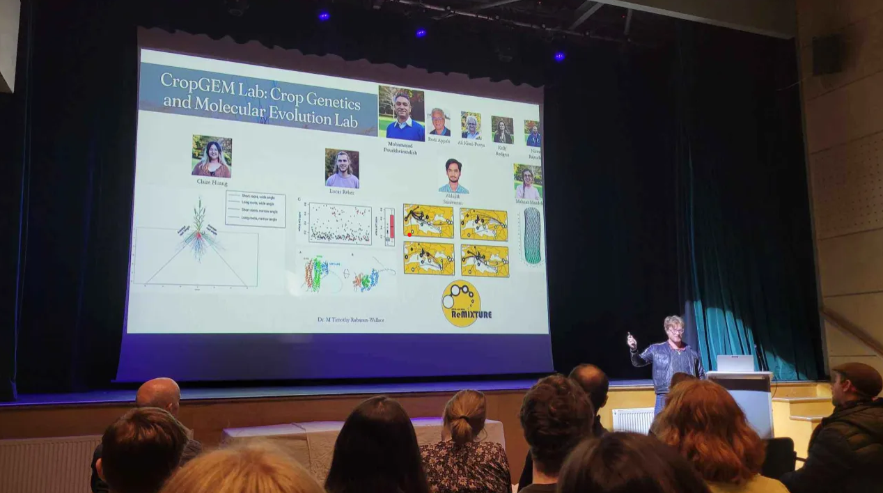 I lecture frequently in various agricultural genetics/genomics/bioinformatic topics